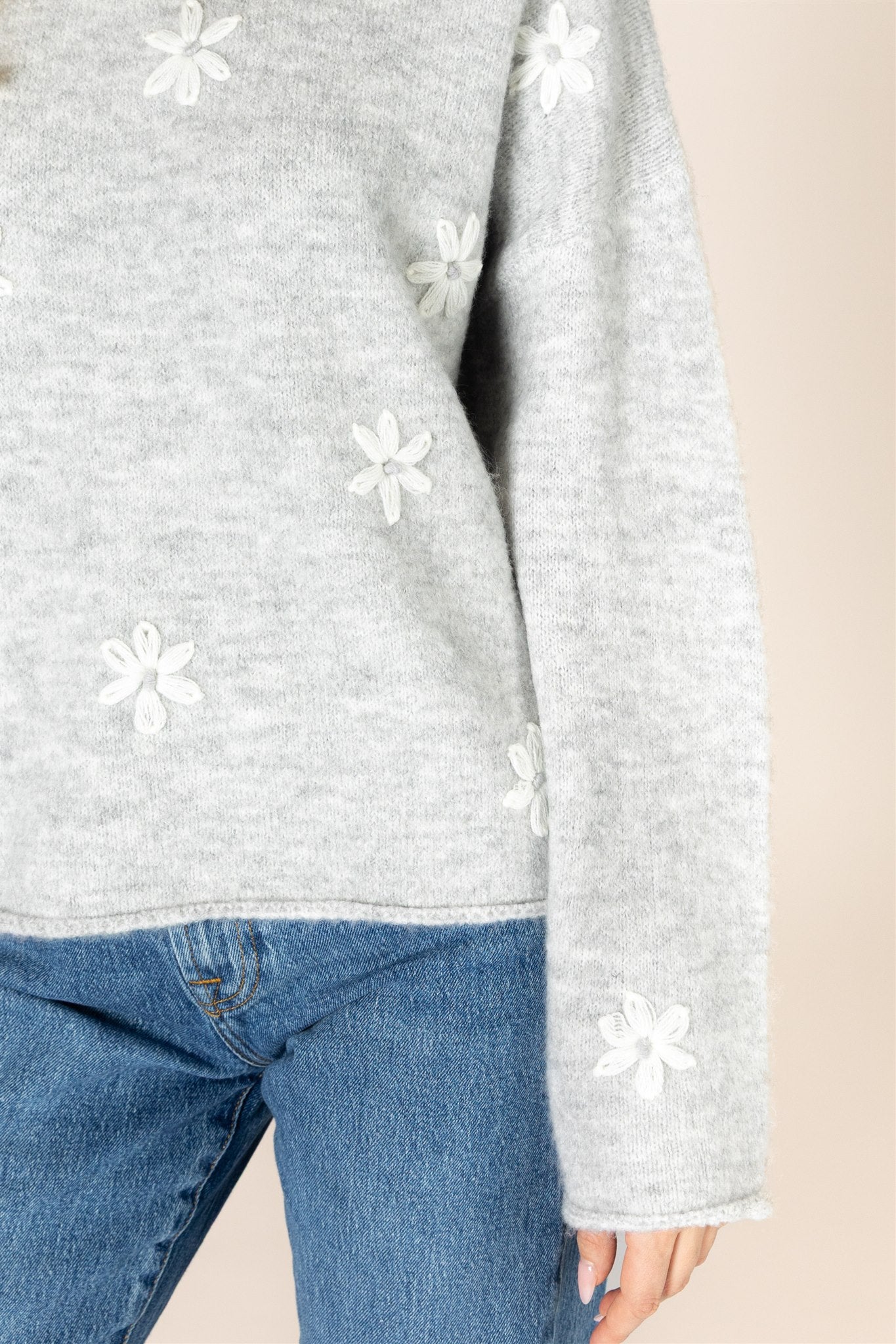 DAISY SWEATER