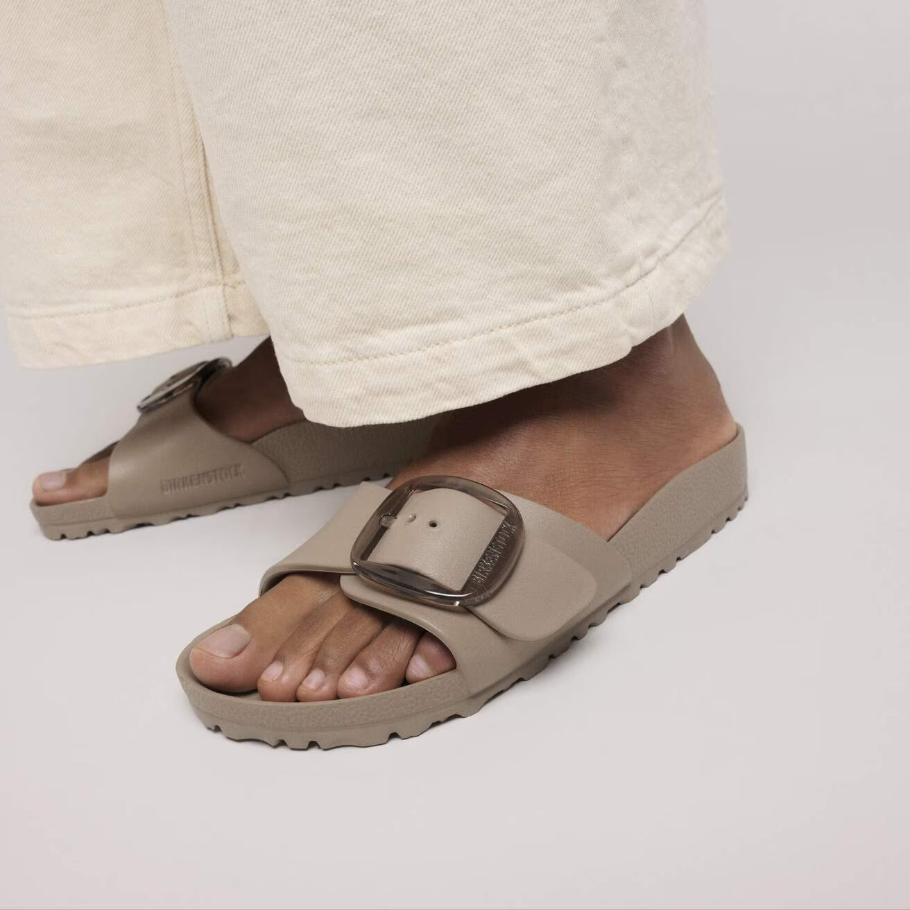 MADRID BIG BUCKLE EVA GRAY TAUPE N