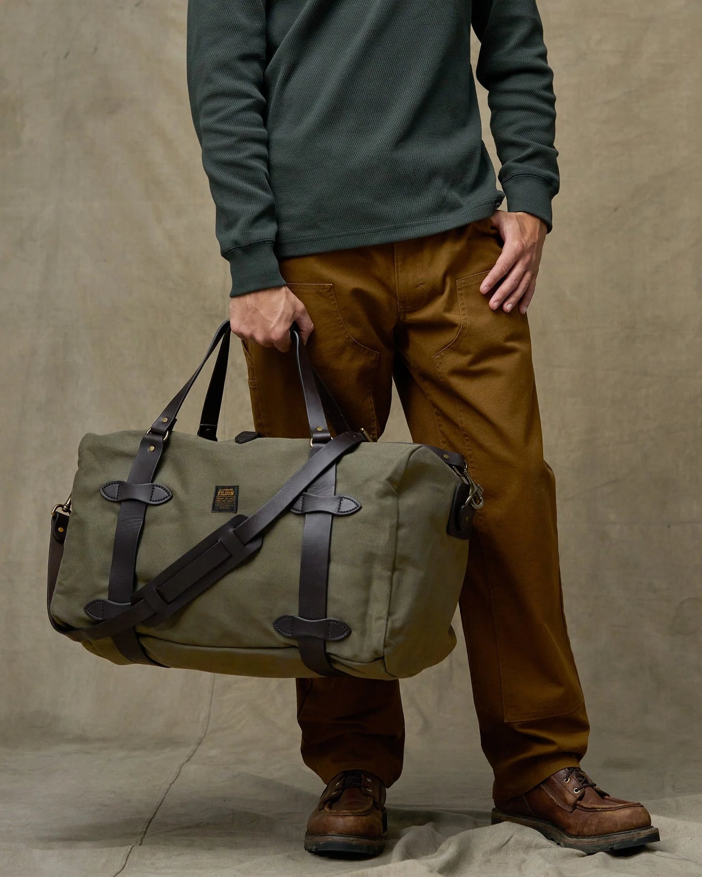 MEDIUM DUFFLE OTTER GREEN
