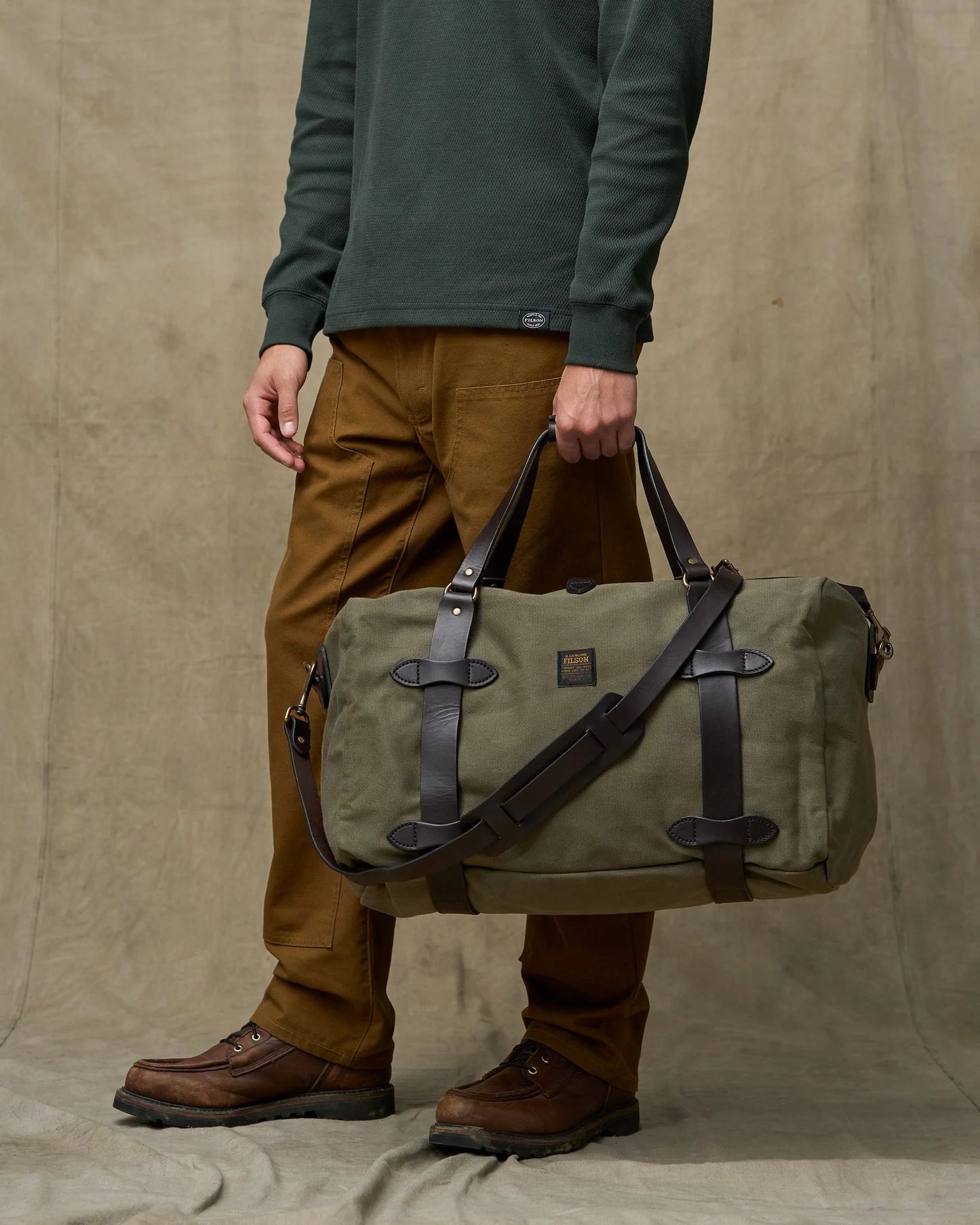 MEDIUM DUFFLE OTTER GREEN