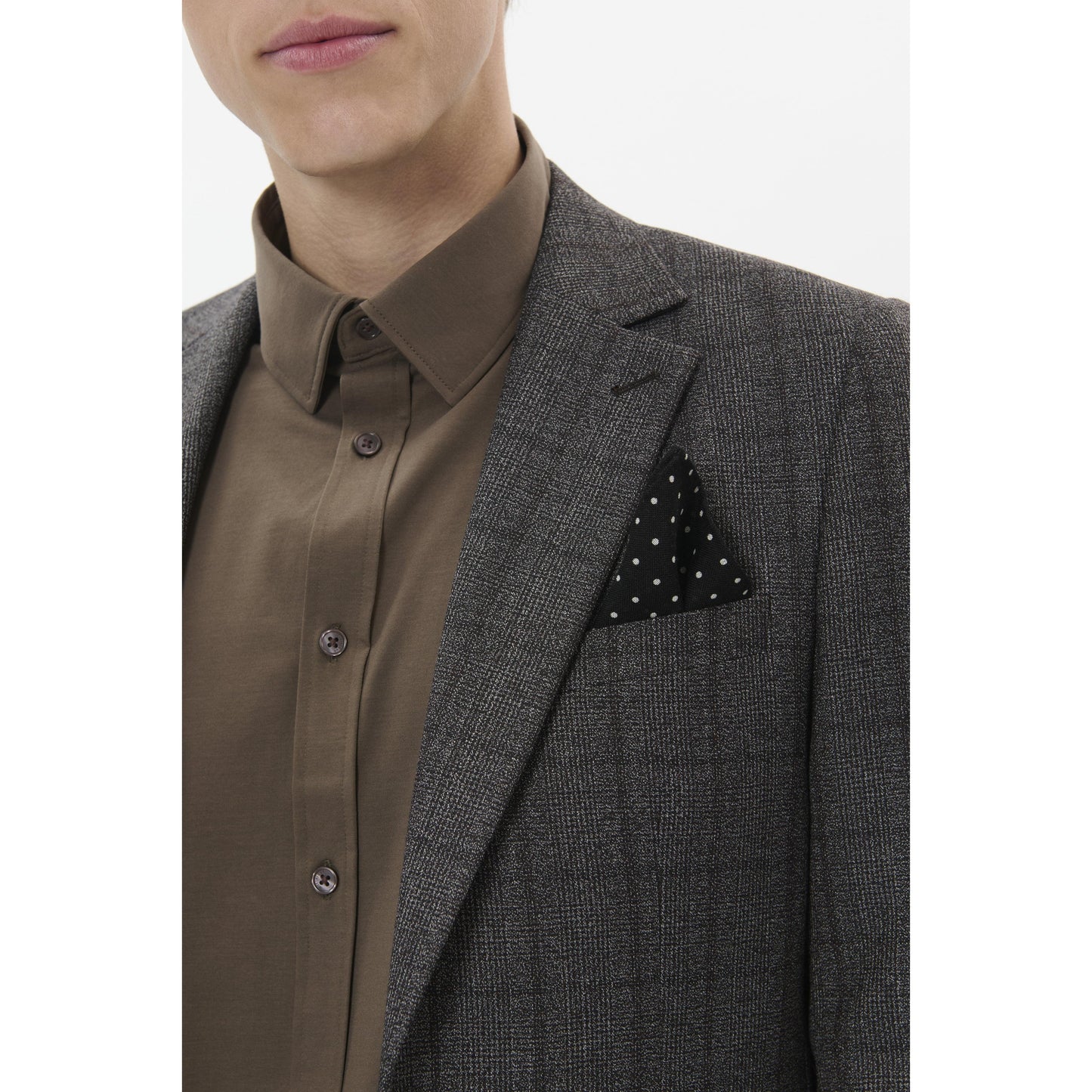 BLACK WITH DOT HANKIE-MENS POCKET SQUARES-MATINIQUE-JB Evans Fashions & Footwear