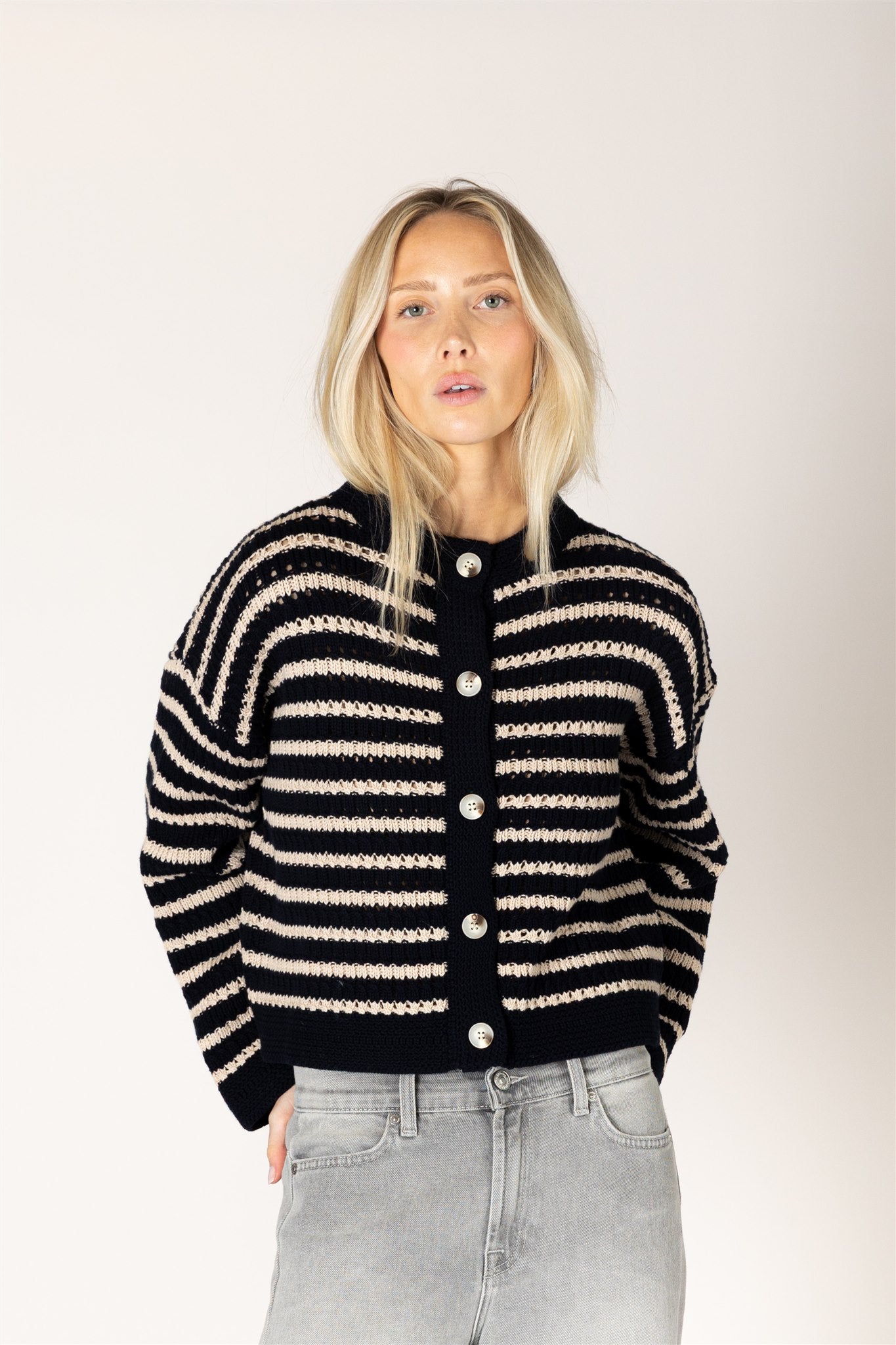 DINA CARDIGAN
