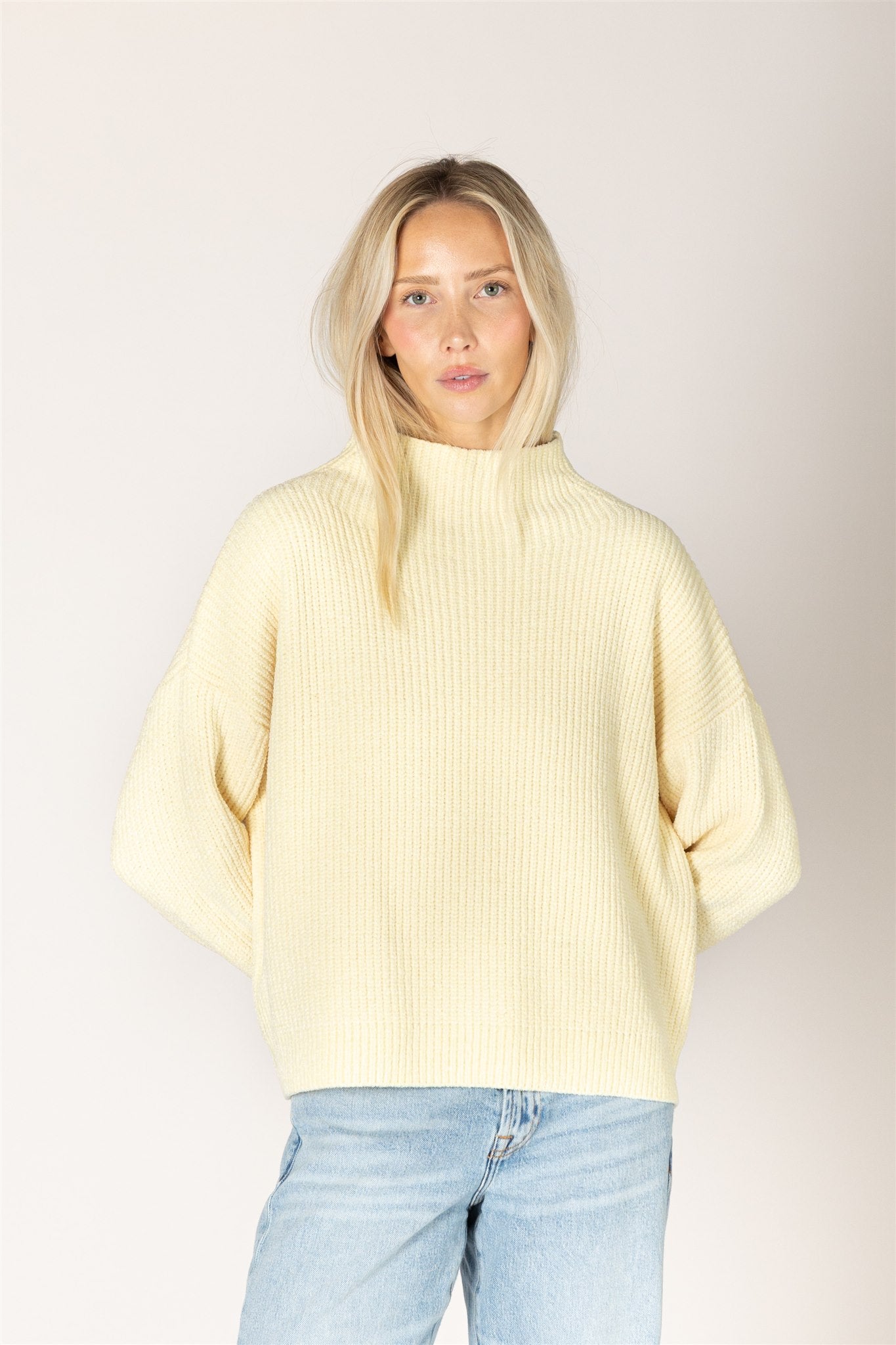 EVOLET CHENILLE MOCK RIB