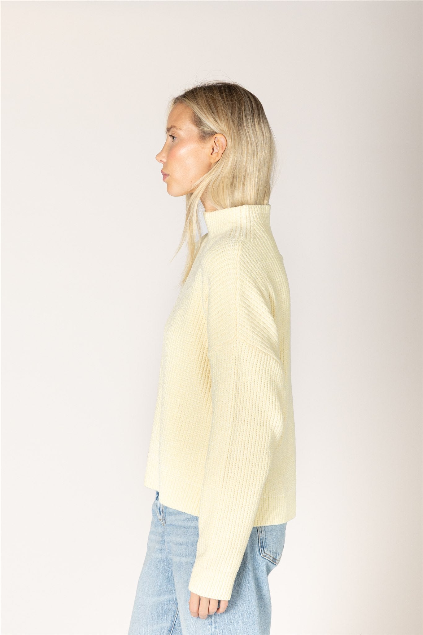 EVOLET CHENILLE MOCK RIB