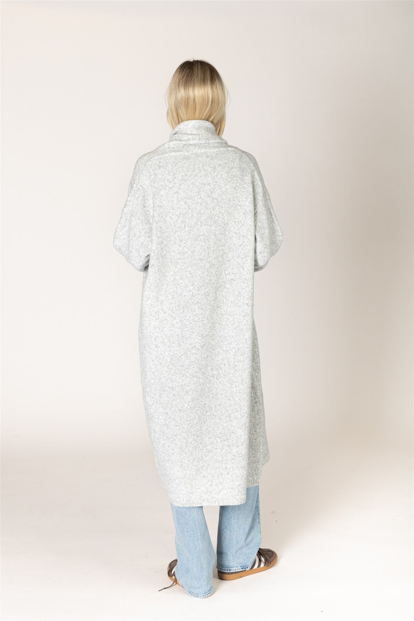 HUGH LUXE OPEN CARDI