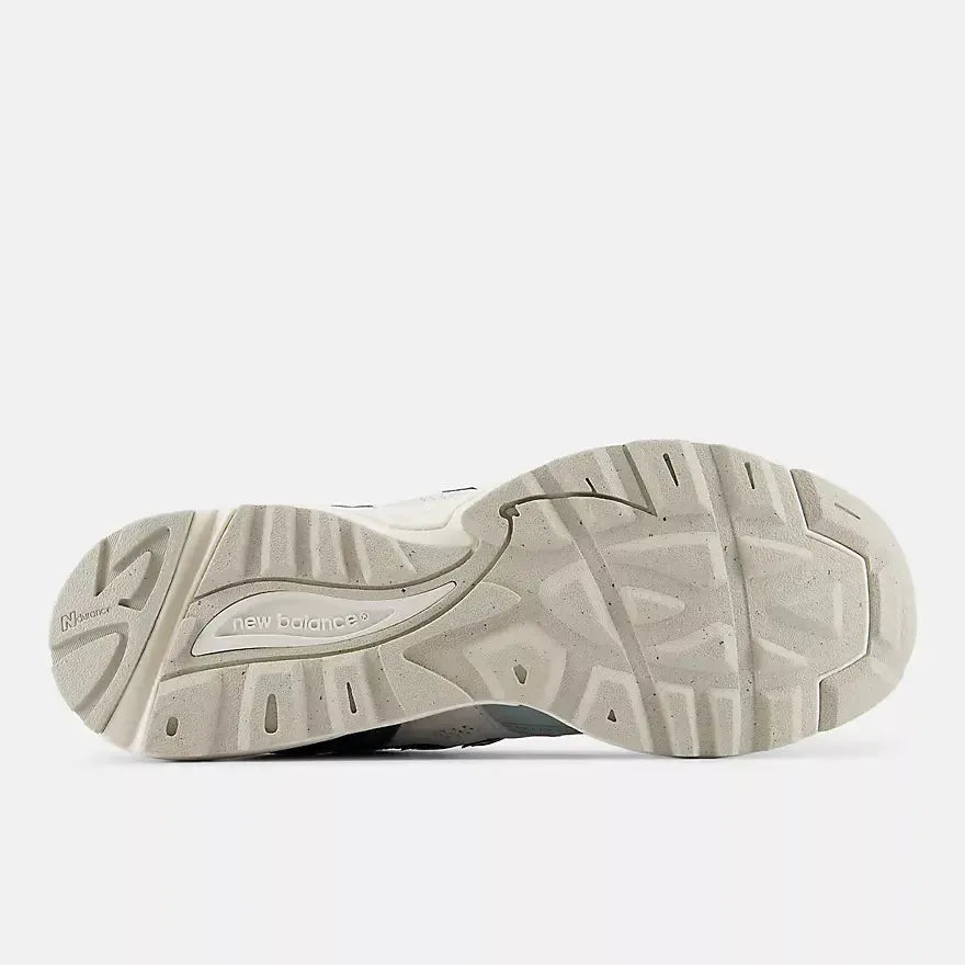 LIFESTYLE 880'S-MENS SNEAKERS-NEW BALANCE-JB Evans Fashions & Footwear