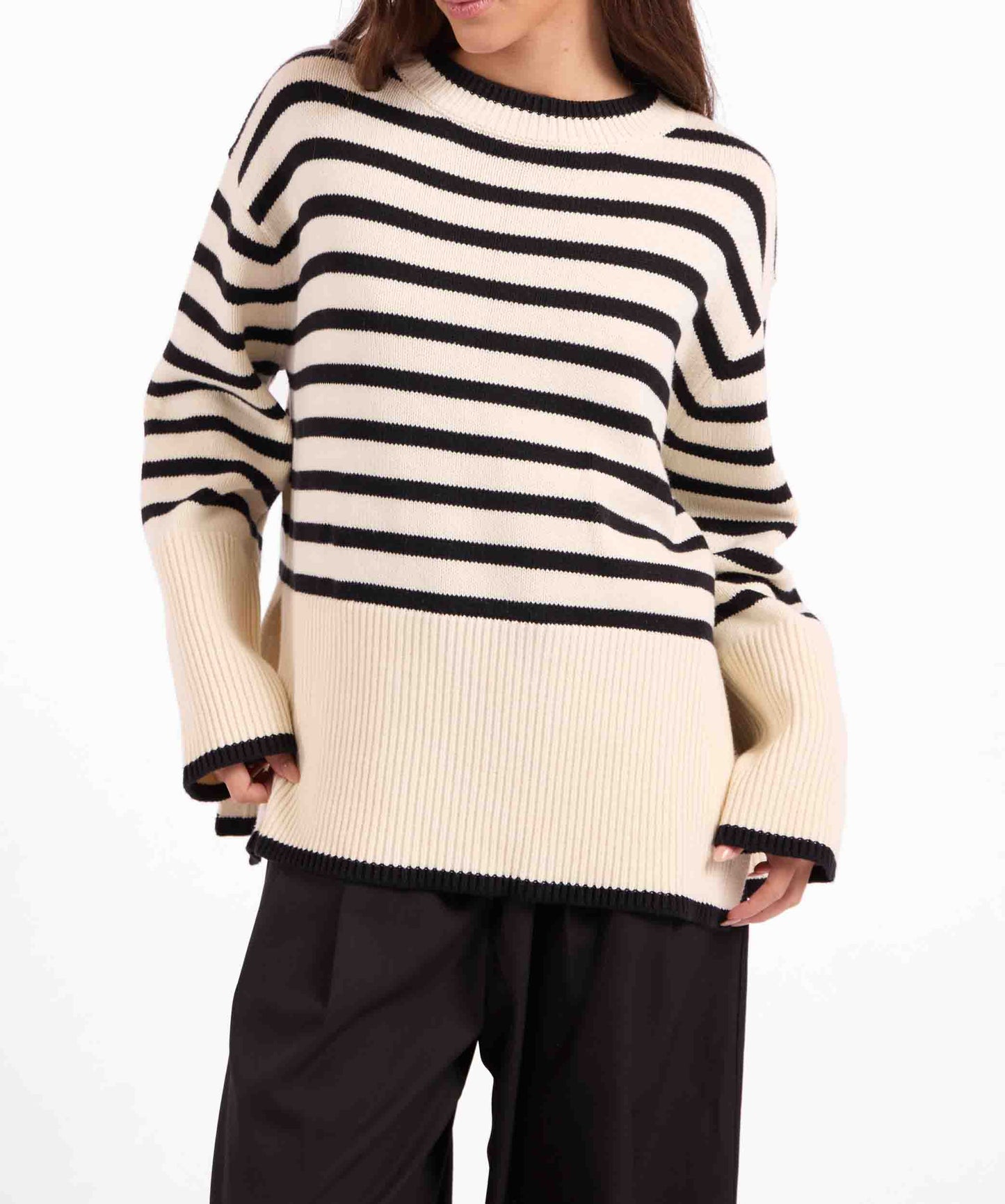 FLYNN CREWNECK SWEATER