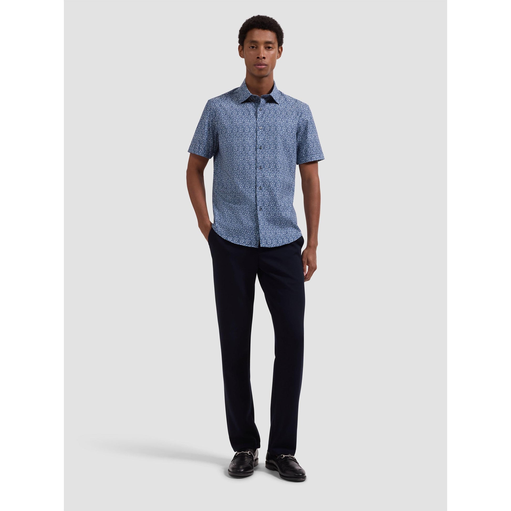 OOOHCOTTON MILES FLORAL PRINT-MENS SHIRTS-BUGATCHI-JB Evans Fashions & Footwear