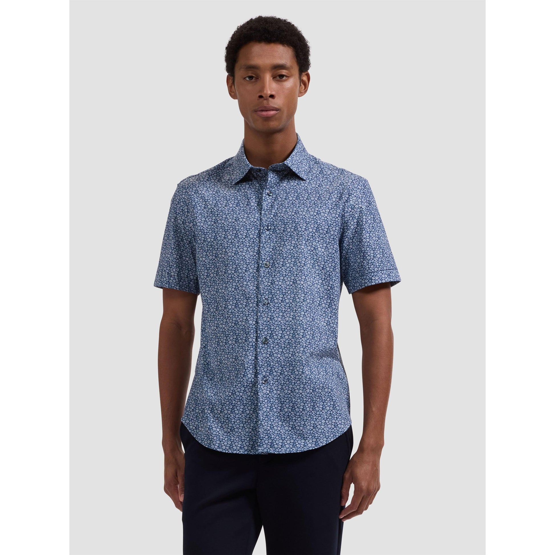 OOOHCOTTON MILES FLORAL PRINT-MENS SHIRTS-BUGATCHI-JB Evans Fashions & Footwear