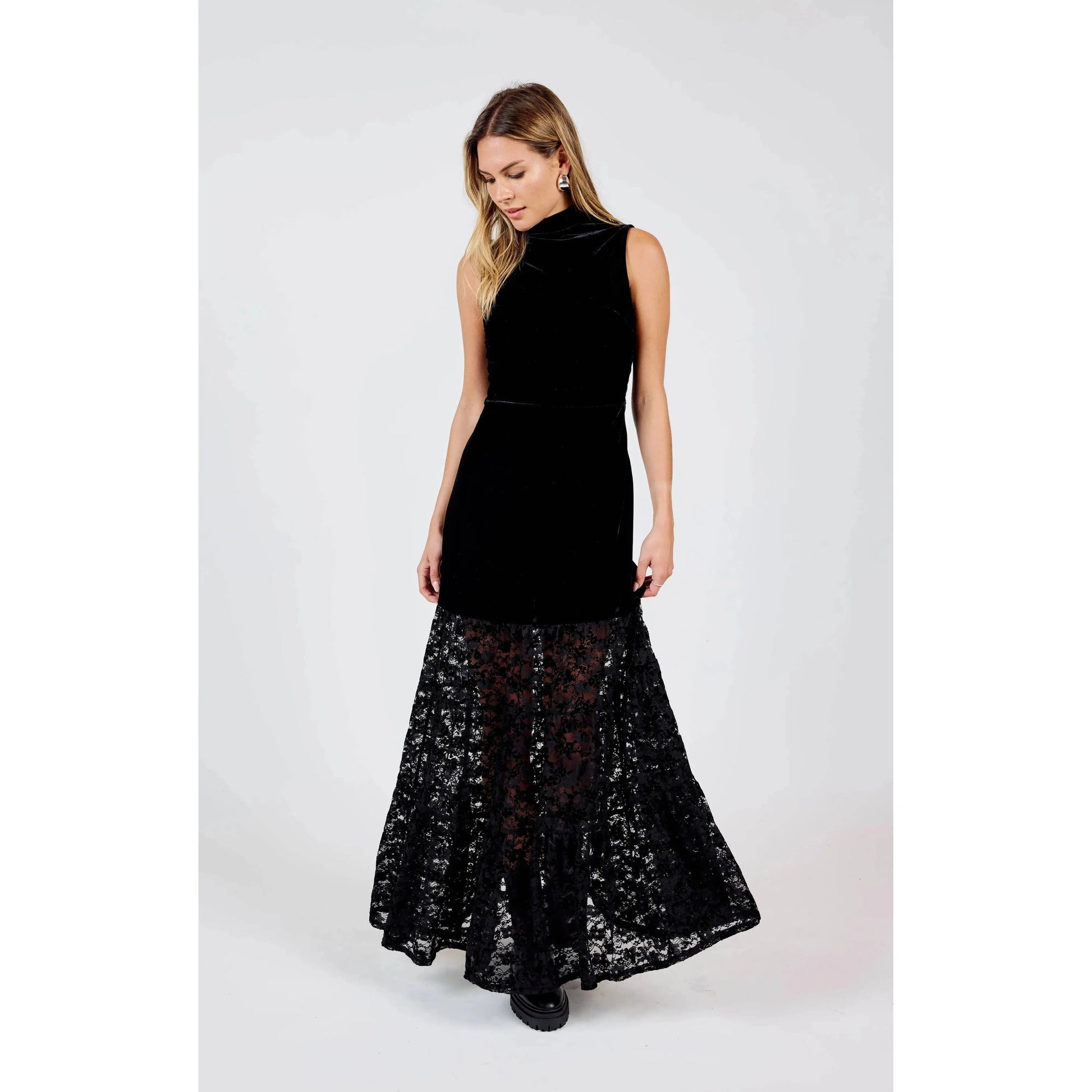 AT DUSK VELVET LACE CONTRAST MAXI DRESS AT DUSK VELVET LACE CONTRAST MAXI DRESS