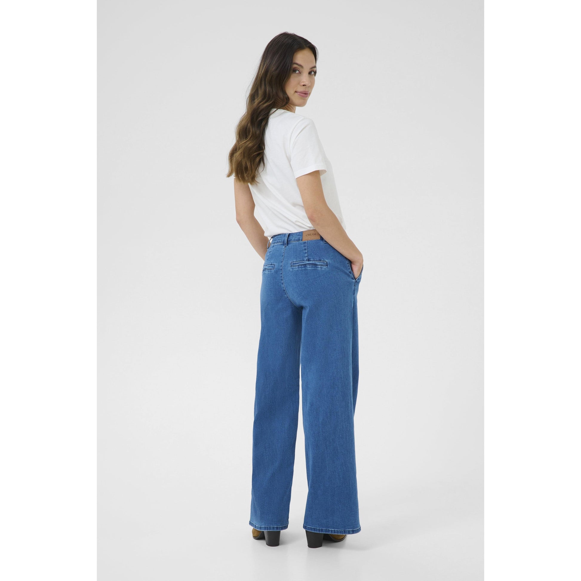 VISTI JEANS-LADIES DENIM-CREAM-JB Evans Fashions & Footwear