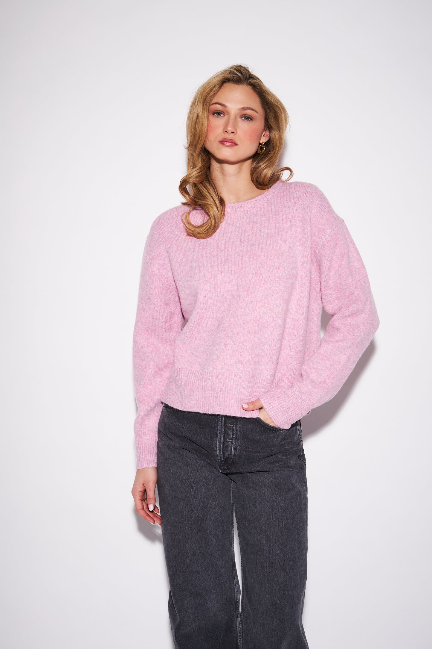 WILFRED CREWNECK SWEATER